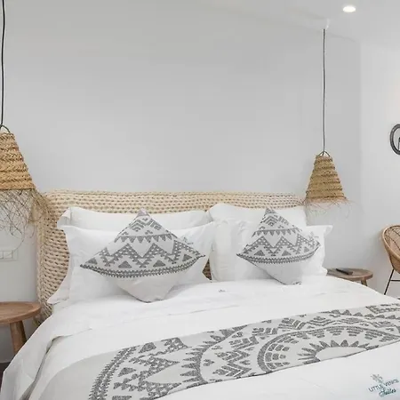 Apartamento σουίτα με θέα στη θάλασσα και εσωτερικό τζακούζι Mykonos Town